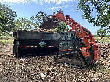 House demolition in Waxahachie Texas