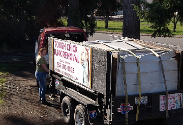 tough chick junk removal